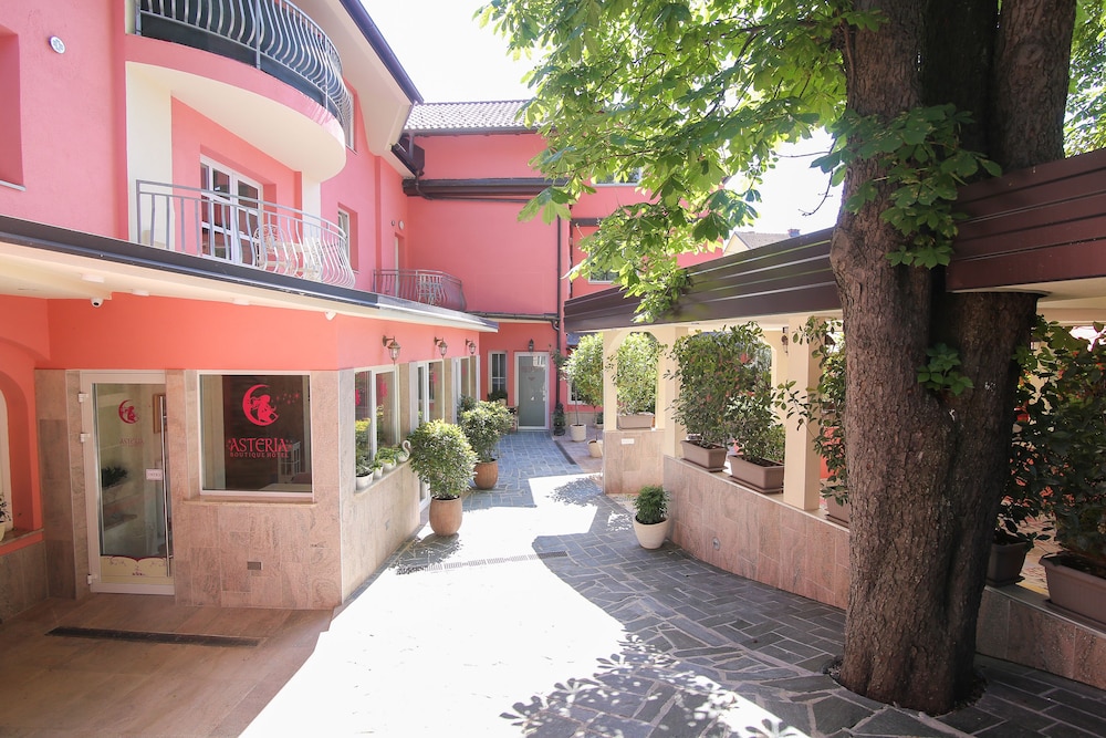 Hotel Asteria 61/63