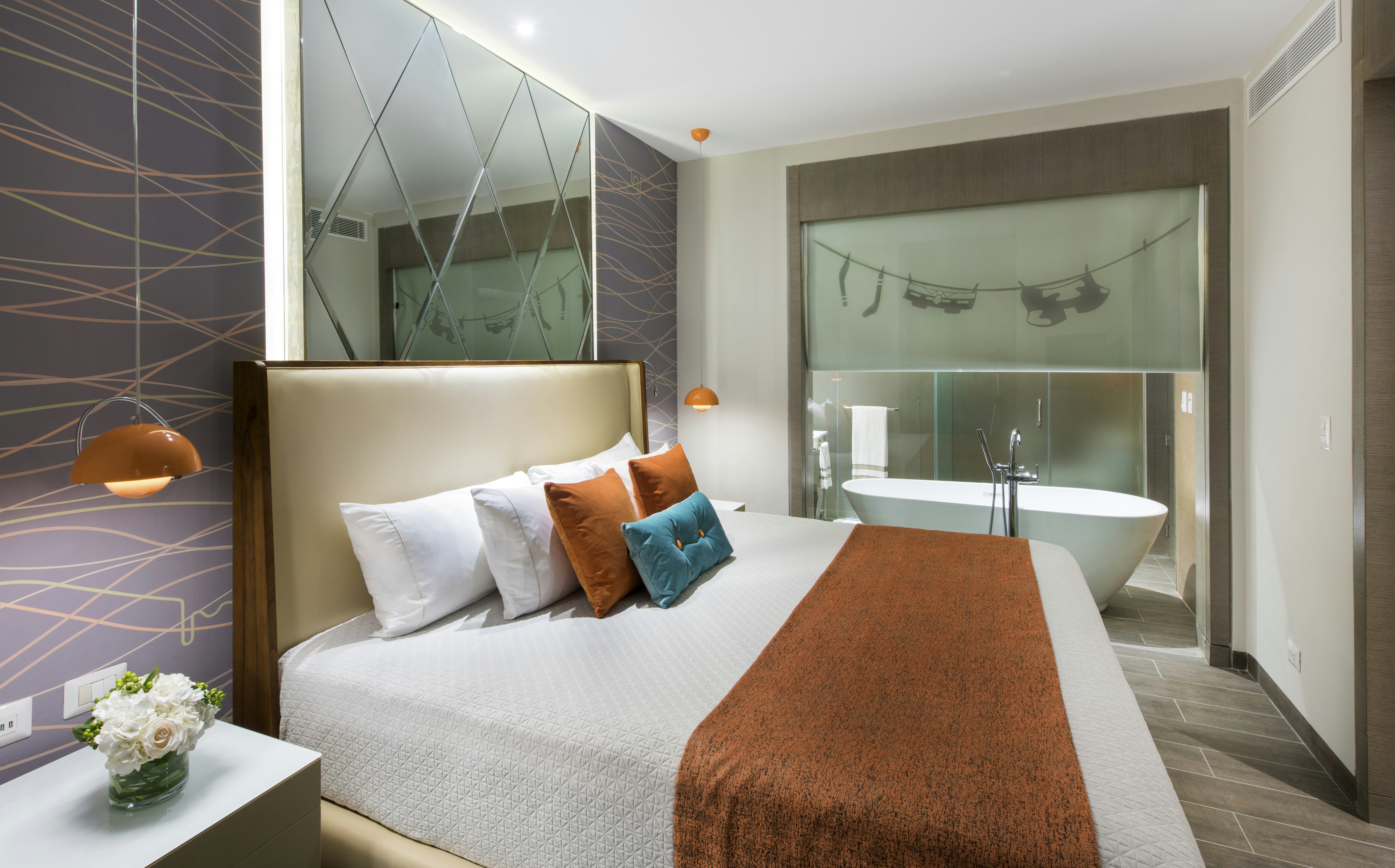 Flat, Suite