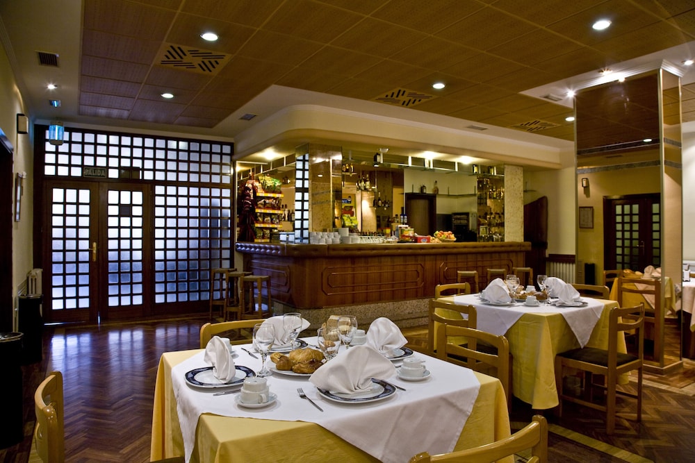 Hotel Castilla 17/27