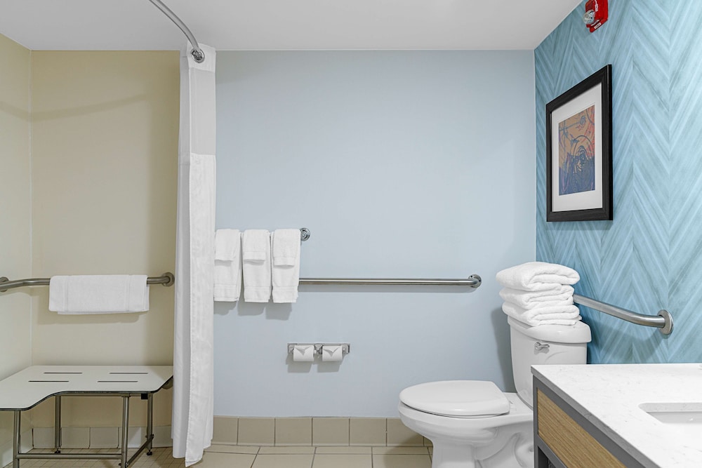 Hilton Garden Inn Fredericksburg 11/56