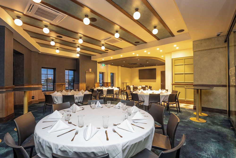 Oaks Townsville Metropole Hotel 48/69
