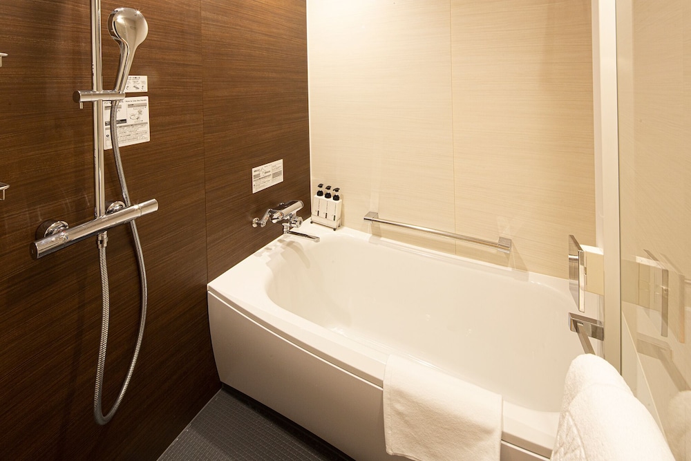 Room, Twin Beds, Castle View, High Floor، PLACE Hotel Ascot 6/6