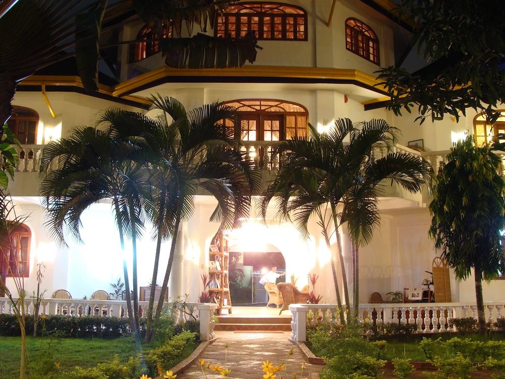Dolce Vita Hotel 5/50