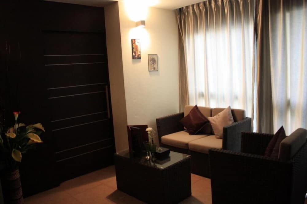 Sky Dome Resotel 33/69