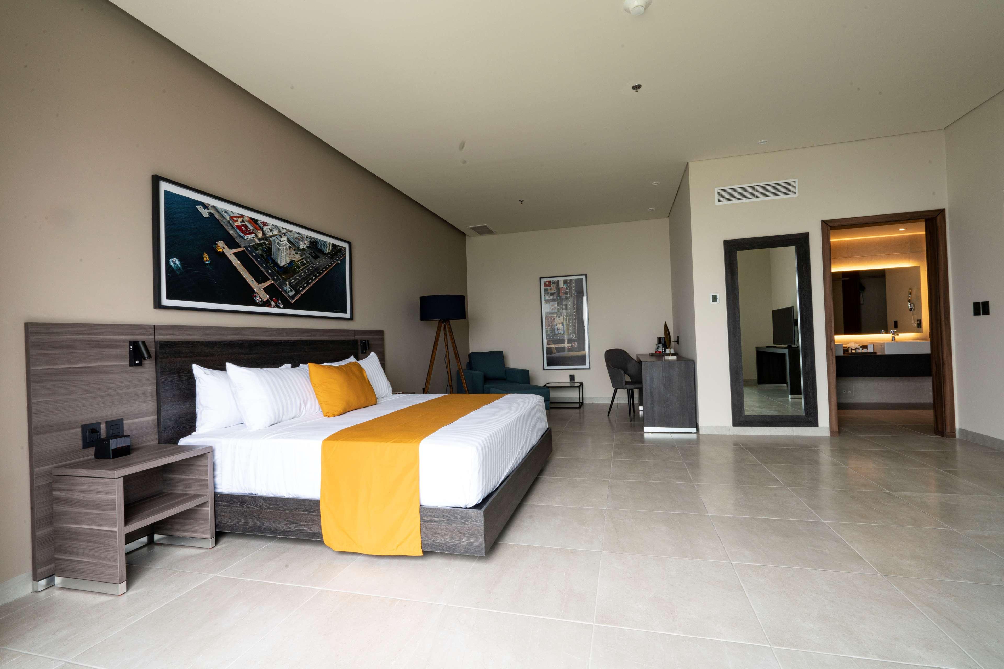Suite, Mountain View