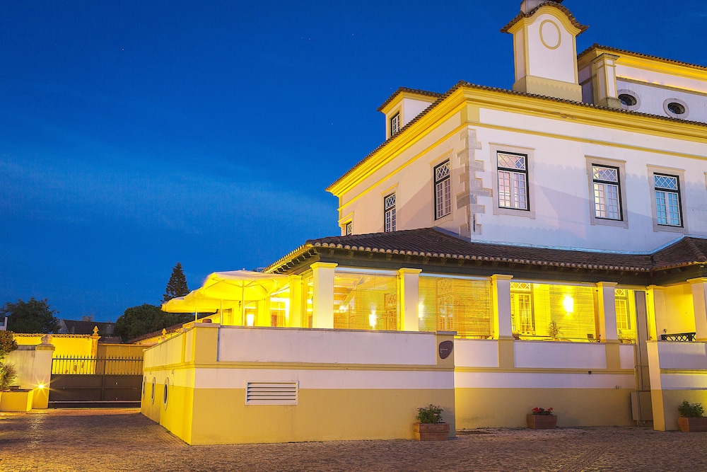 Hotel Lusitano 2/50
