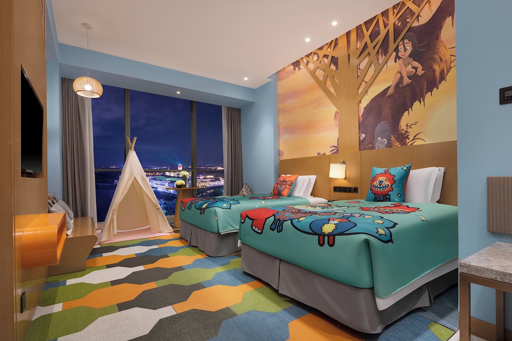 Kids Theme, Standard, 2 Double Beds, Lake View