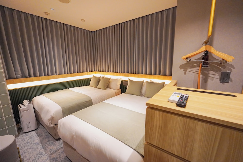 ECONOMY, TWIN BEDS