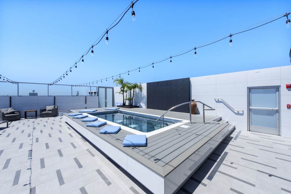 Shade Hotel Manhattan Beach 23/50