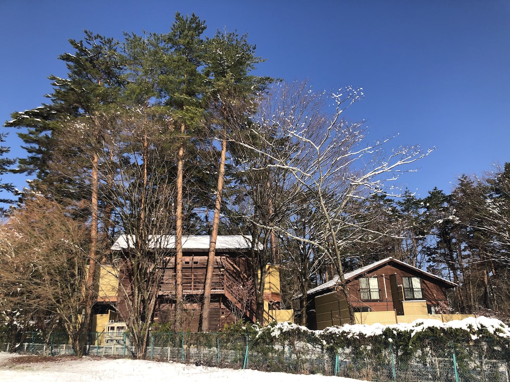 Fujiyama Inn Conifer 44/50