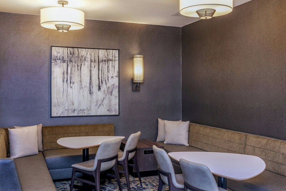 Residence Inn Worcester 40/55