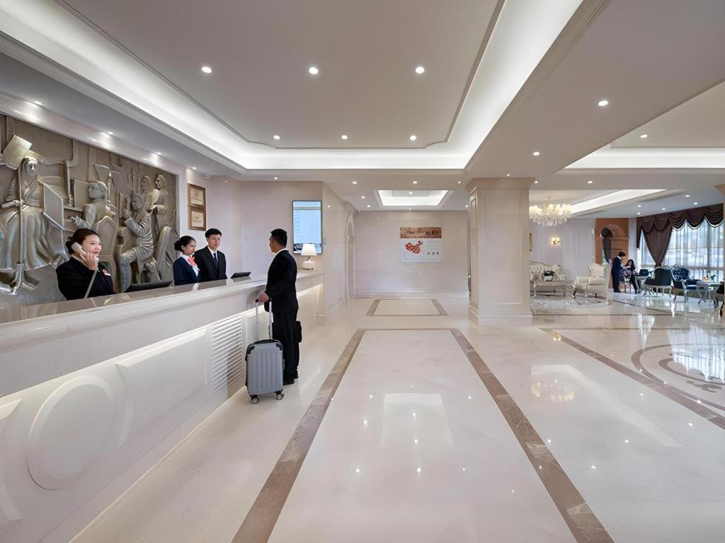 Vienna Hotel (Guilin Xing'an) 11/54