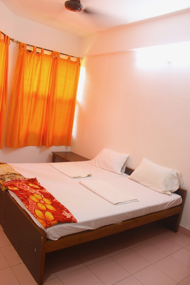 Poonam Village Resort 12/50