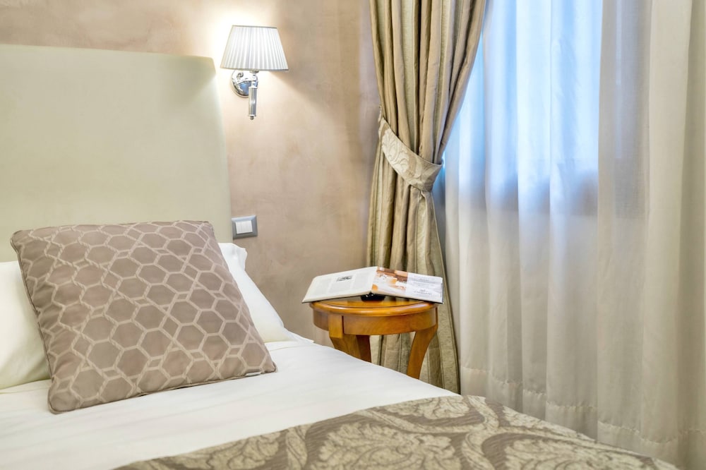 Palazzo Vitturi Hotel 33/67