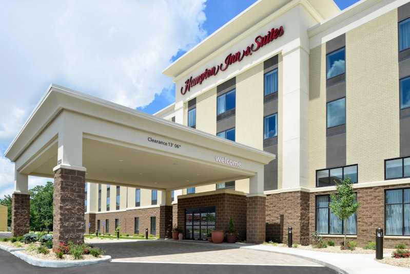 Hampton Inn & Suites Cincinnati-Mason 30/31