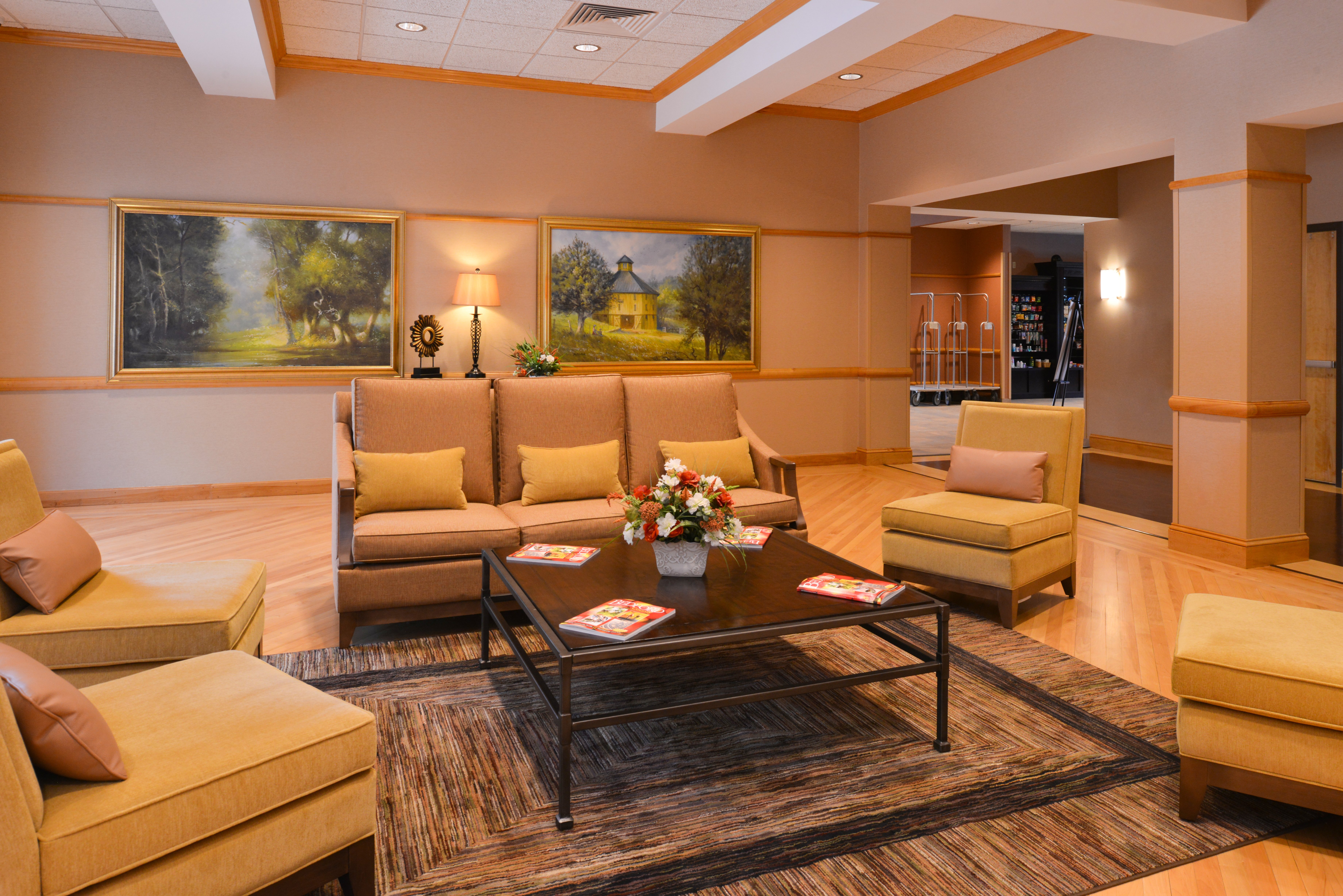 Holiday Inn Express Breezewood 51/67