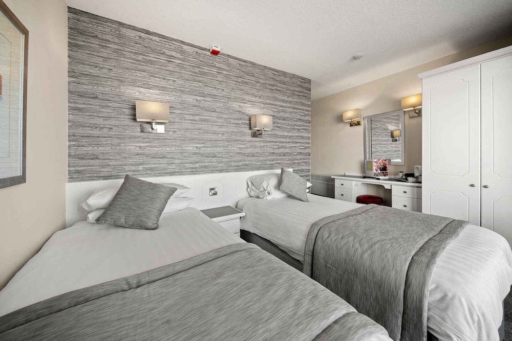 Viking Hotel 13/50