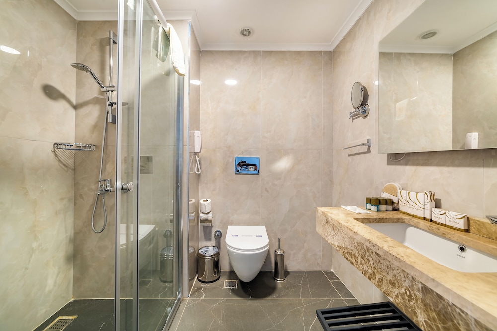 Algora Halal Hotel and Spa 48/50