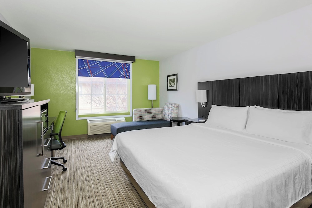 Holiday Inn Express Lancaster 19/70