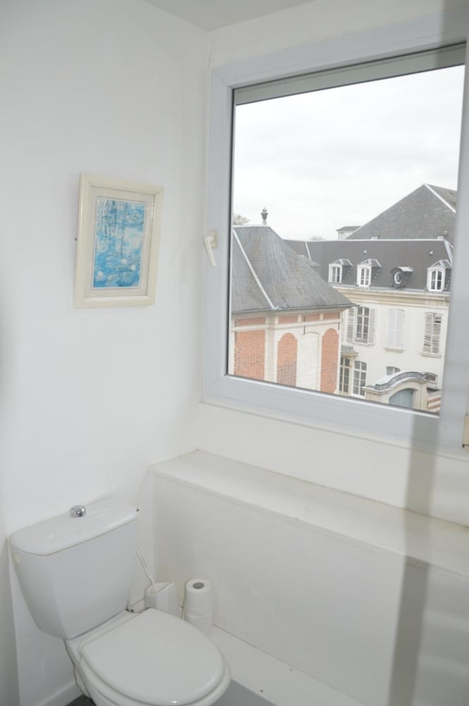Hotel Victor Hugo 41/45