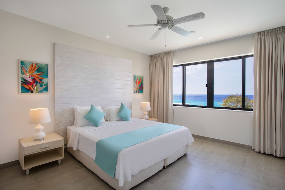 Beach View Hotel 11/50