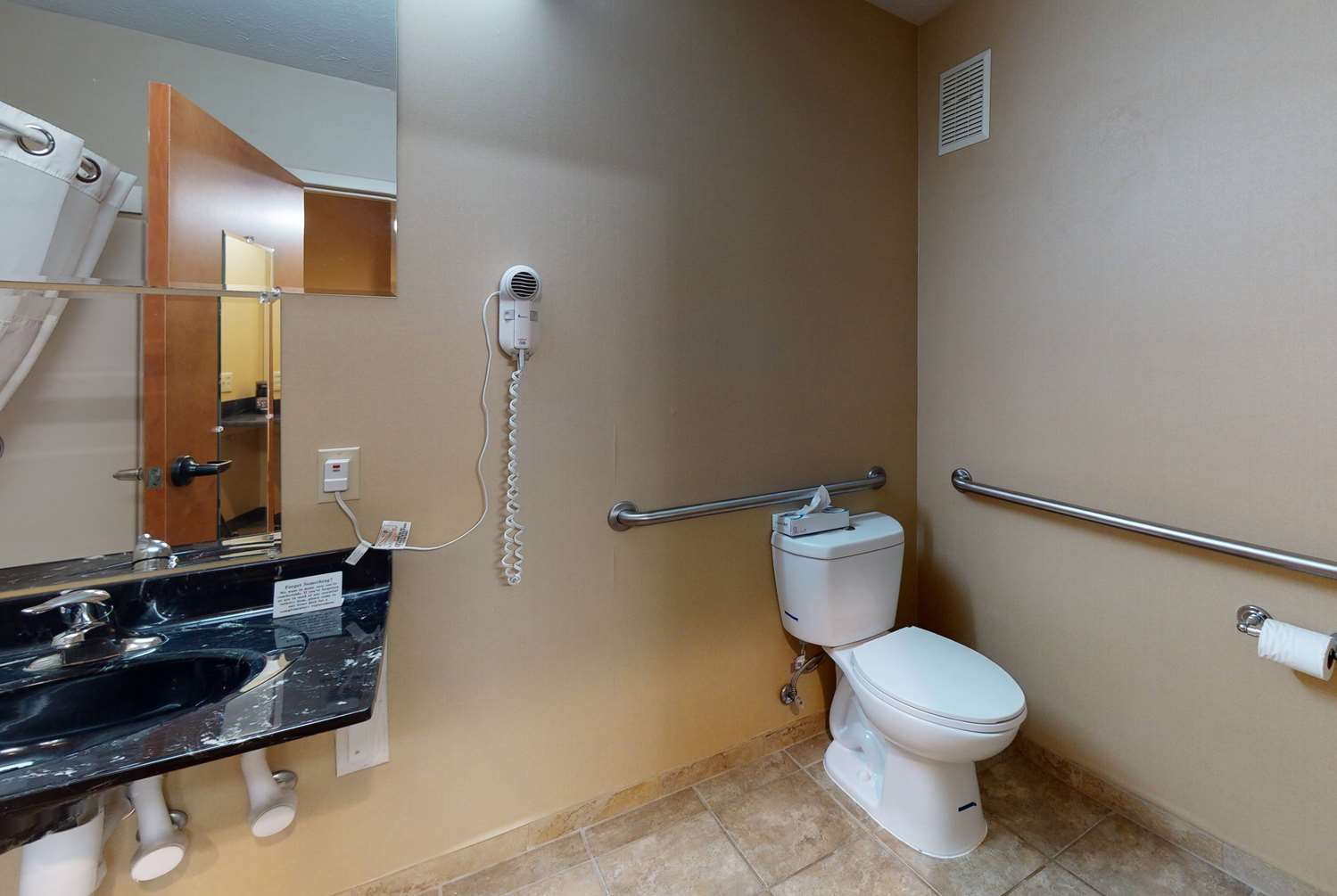 Ramada by Wyndham Strasburg 23/24