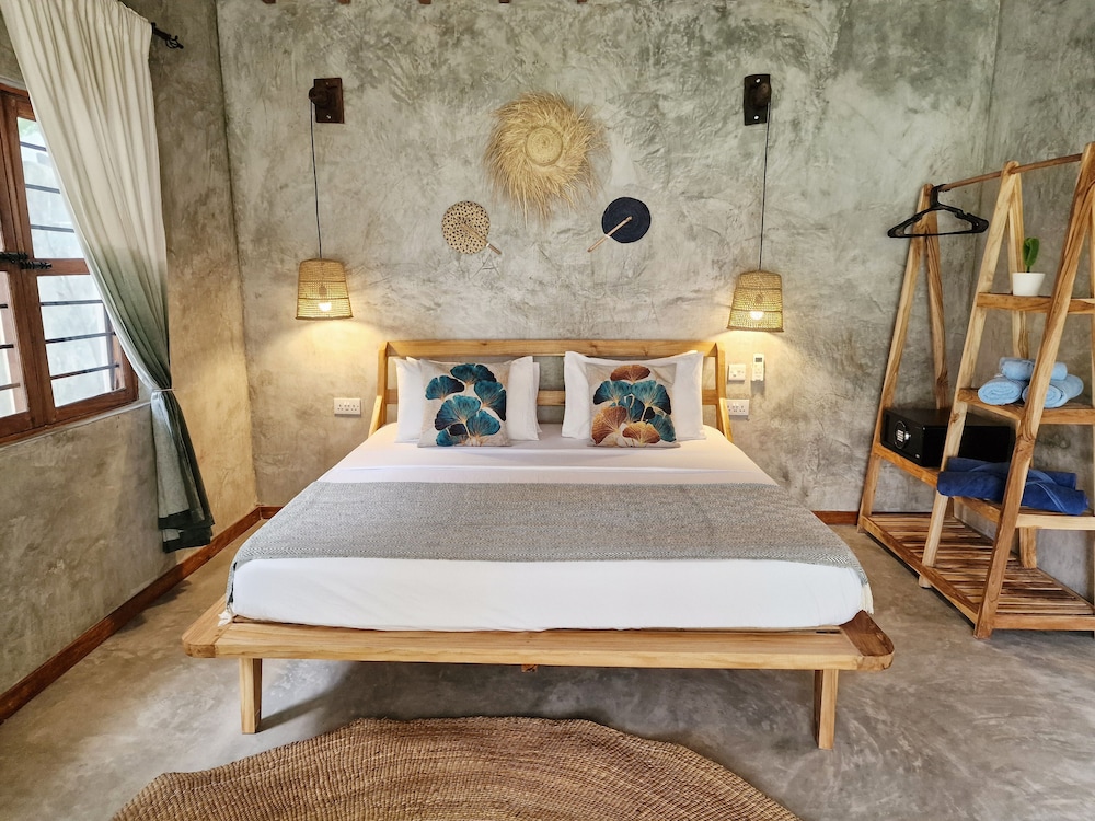 Aya Beach Bungalows 13/50