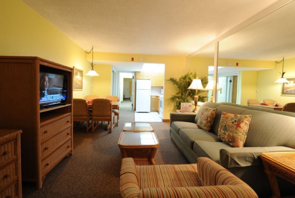 Destin Holiday Beach Resort 33/50