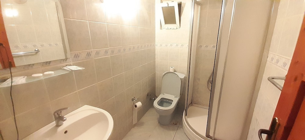 Sancak Hotel 32/35