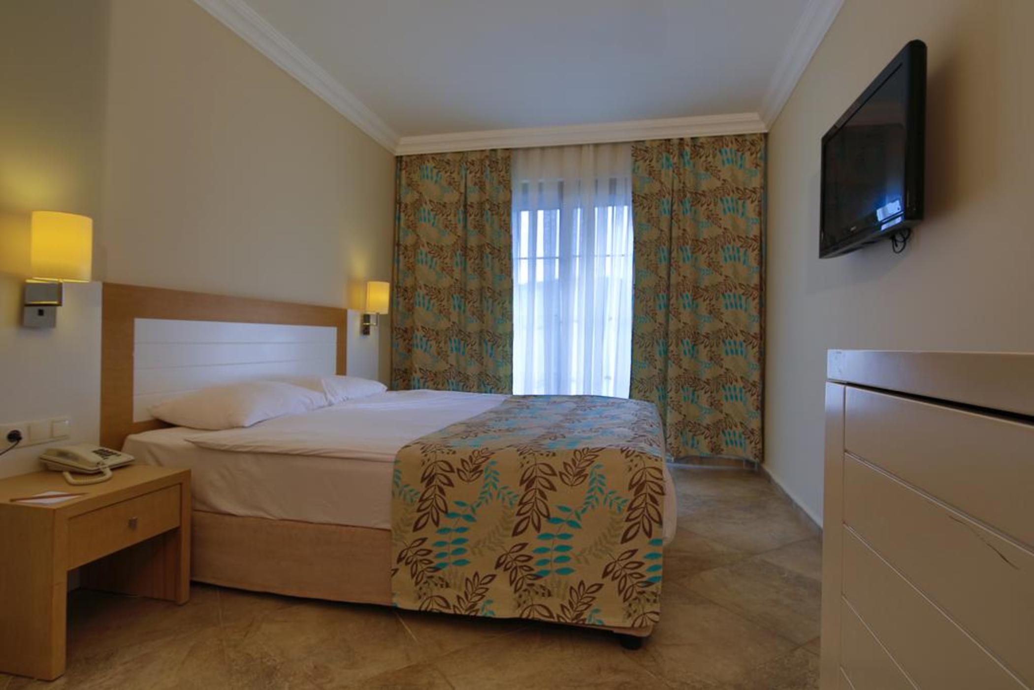 Room, Double or Single Bed, Land View