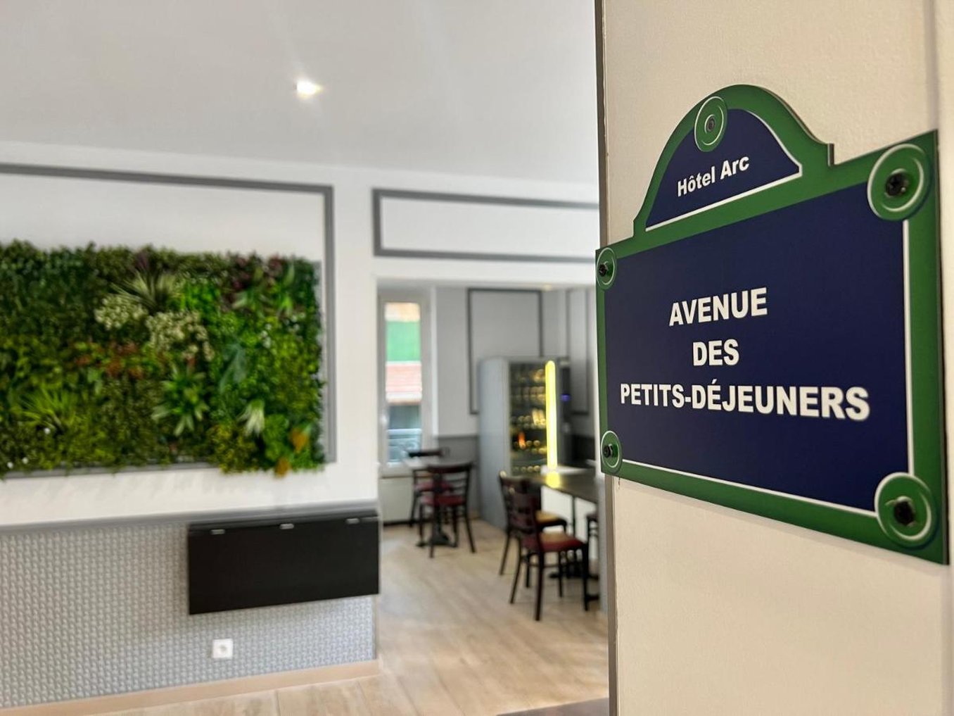 Hotel Arc Paris Porte D Orleans Formerly Kyriad Paris Sud Porte D Orl Ans 35/57