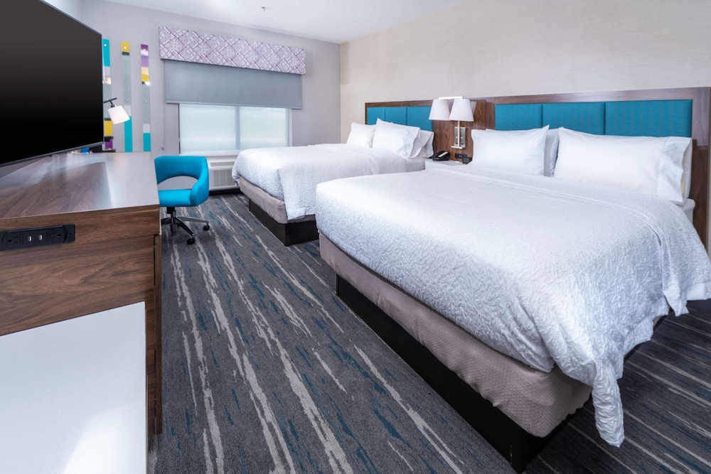 Hampton Inn and Suites Conway 17/43