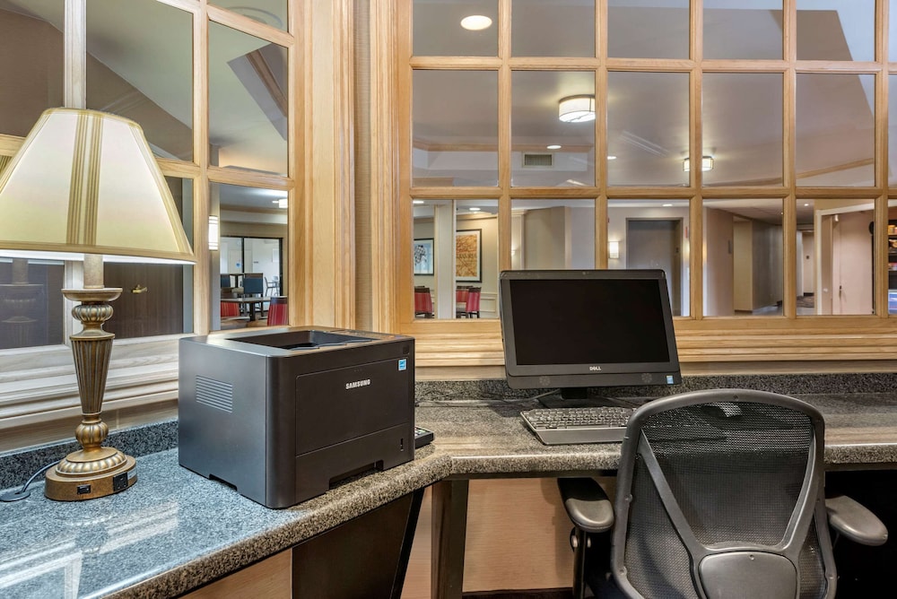 SureStay by Best Western Marion 36/39