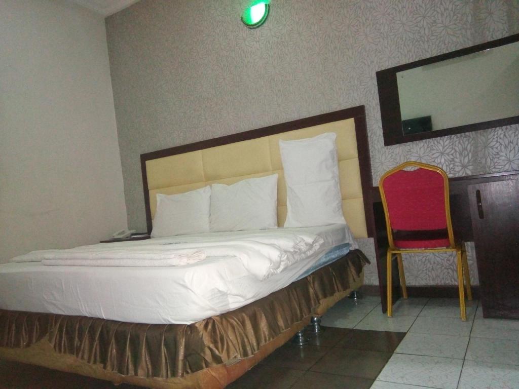 Viclin Diamond Hotels 7/15