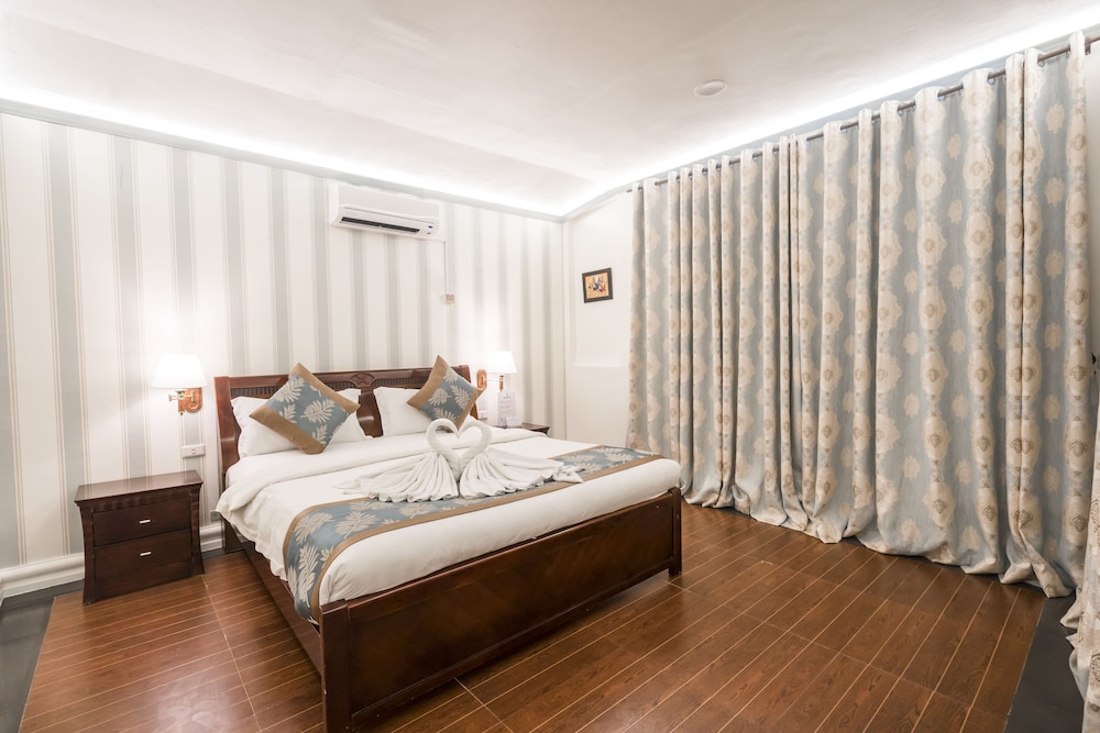 Royal Park Resort Hotel 11/51