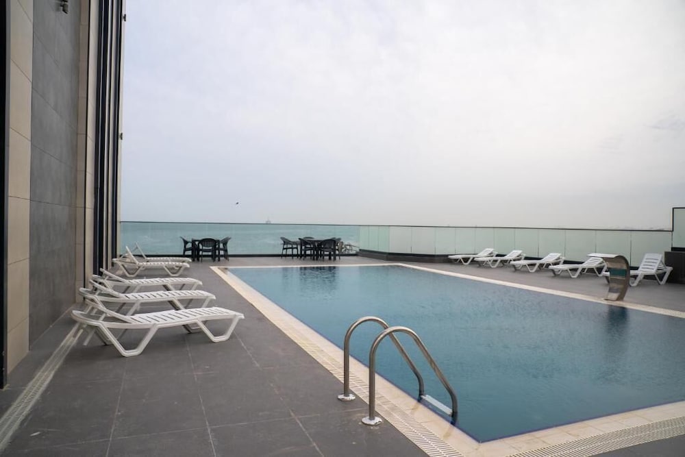 Port Marine Hotel Baku 58/62