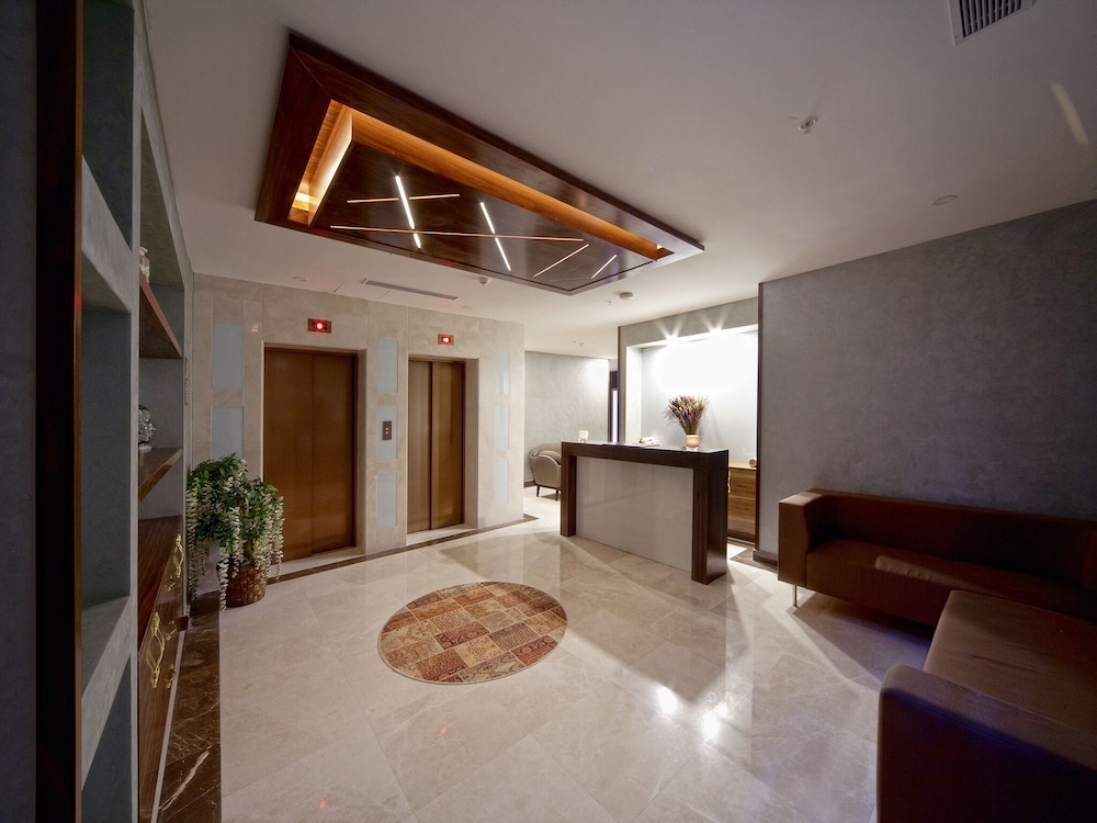 Grand Hotel de Pera 6/50