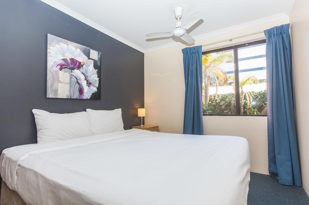 Perth City Apartment Hotel 6/44