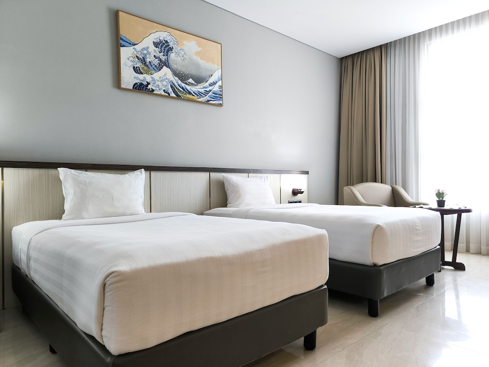 Rylich Panorama Hotel 6/16