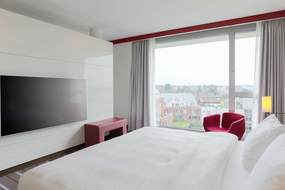 Radisson Blu Media Harbour Hotel Dusseldorf 8/68