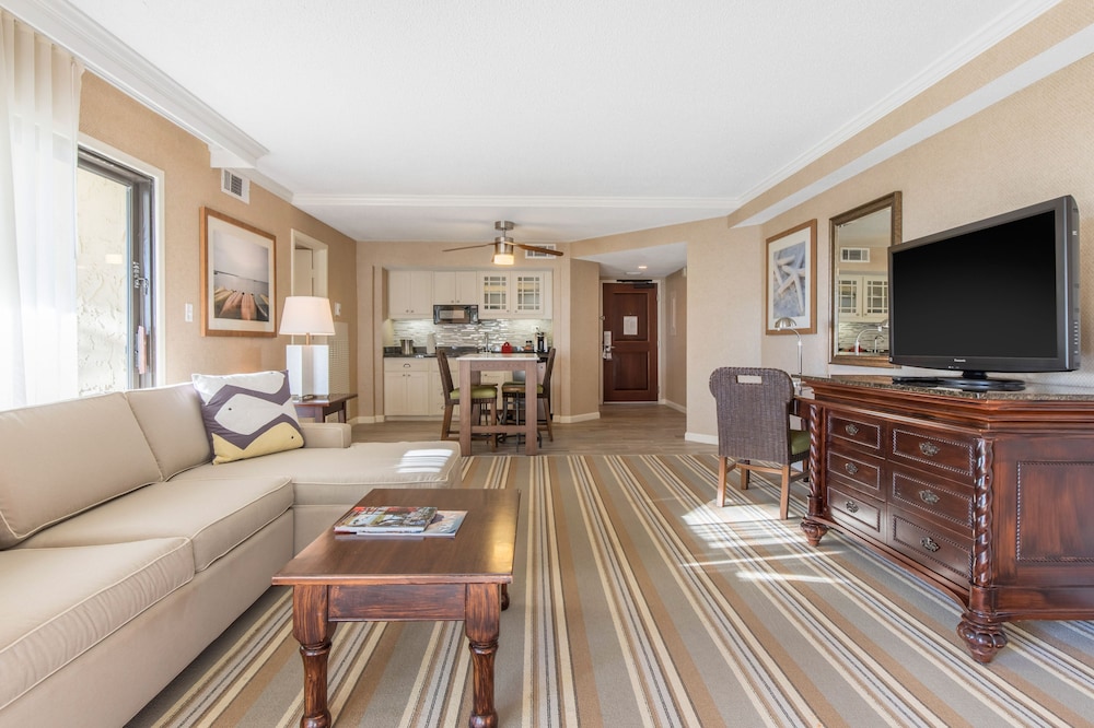 OMNI HILTON HEAD OCEANFRONT RESORT 48/78