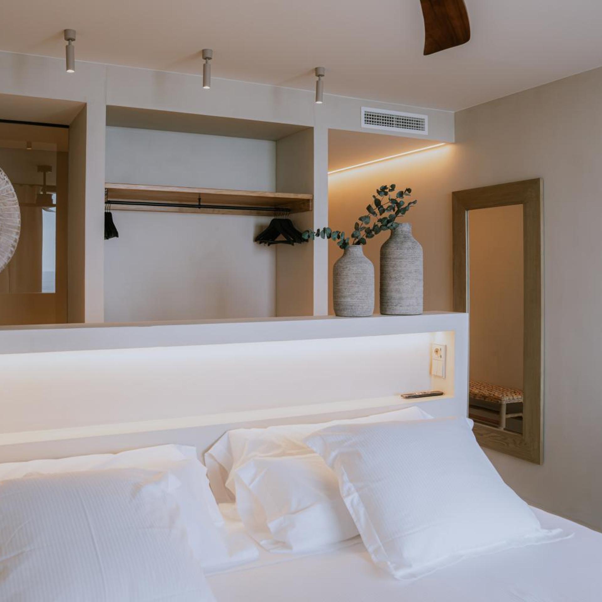 Suites by Miramar 14/50