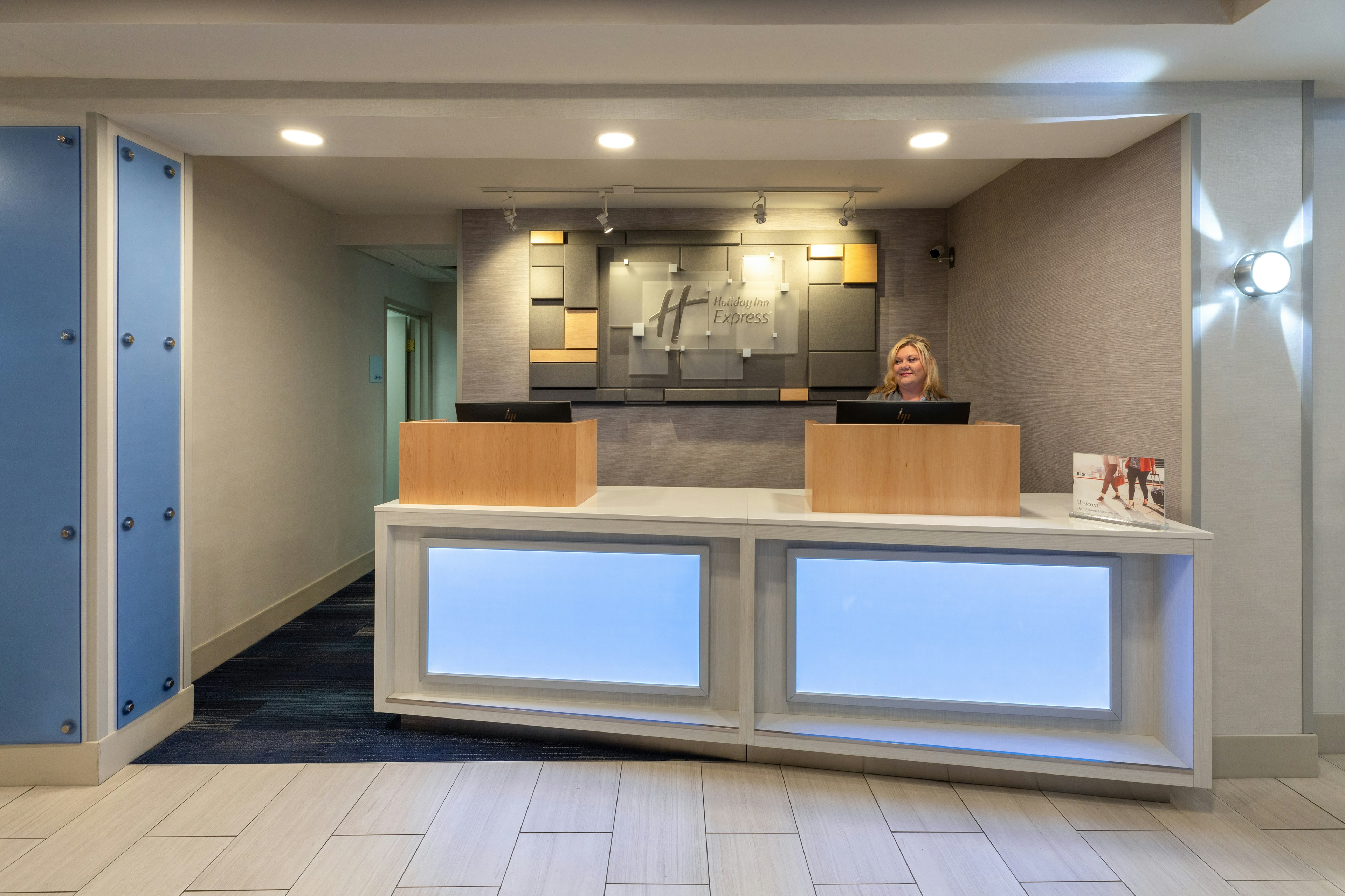 Holiday Inn Express Minden 6/63