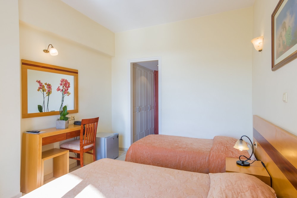 Corfu Hellinis Hotel 23/32