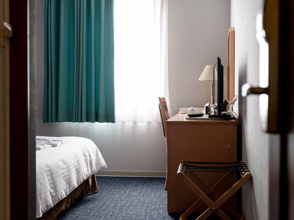 Hotel Azat Naha 16/69