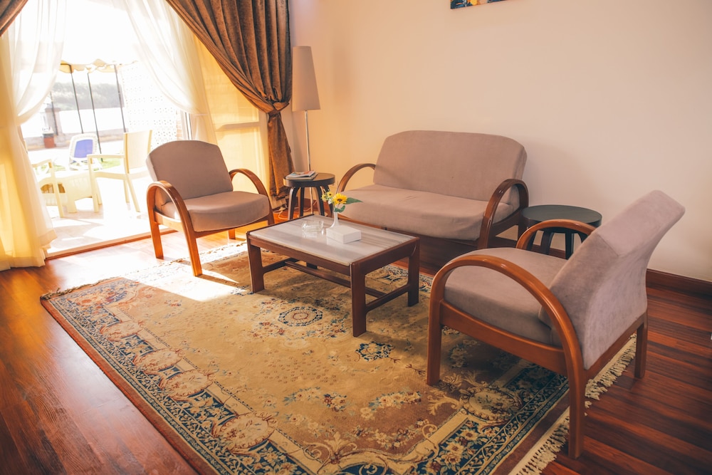 Jewel Maadi Cabins and Club 28/50