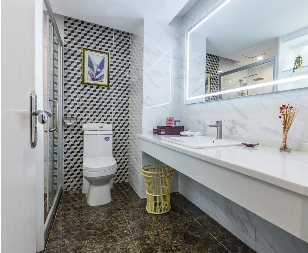 L Theme Hotel Foshan 36/50