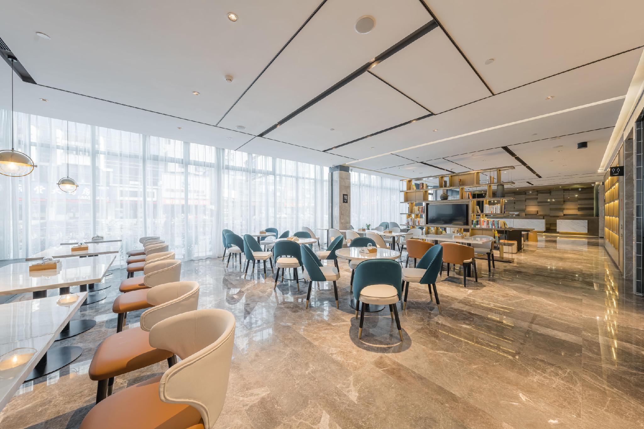 Atour Hotel Nankong Quzhou 24/31