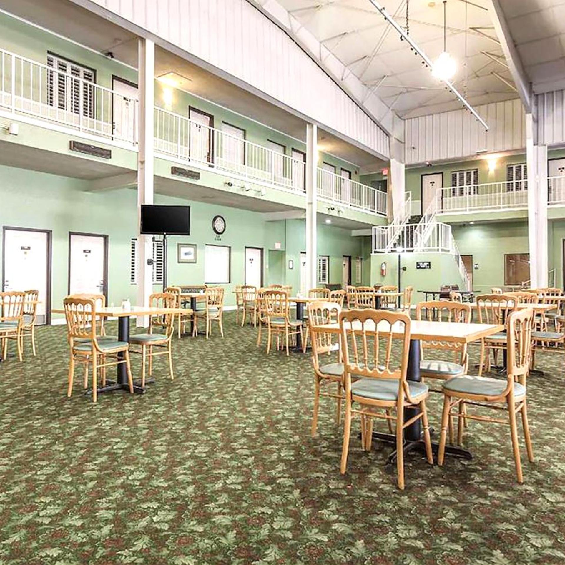 Coratel Inn Suites McCook 23/25