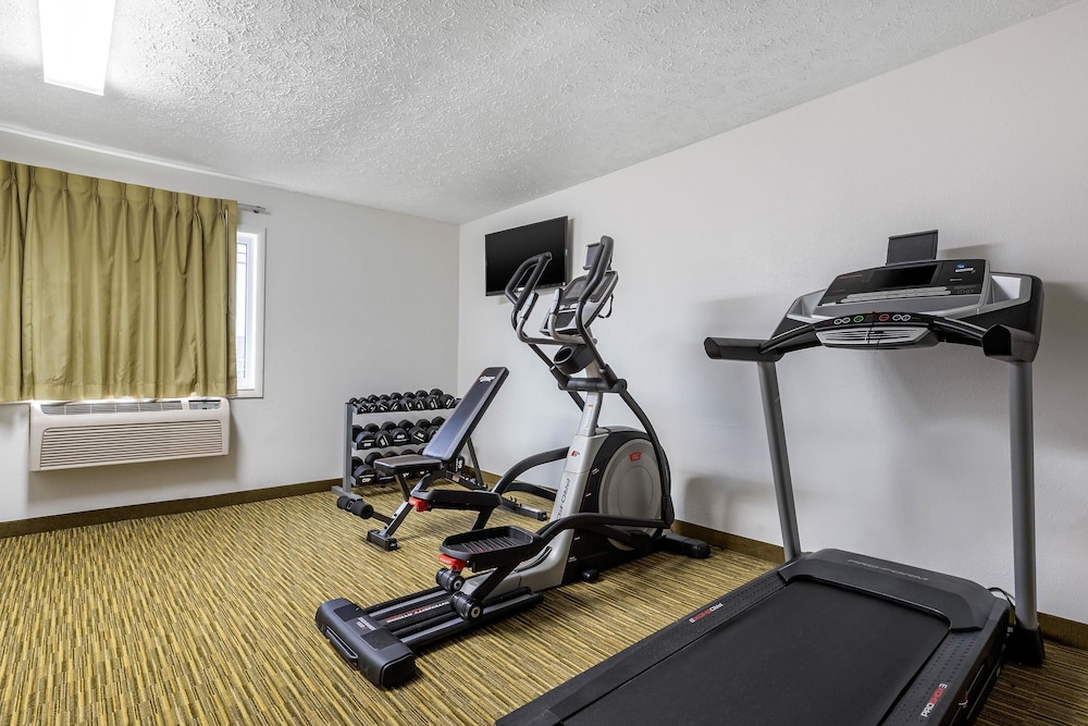 Quality Inn Coraopolis - Pittsburgh Airport 17/32